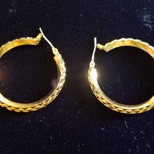 Gold earrings